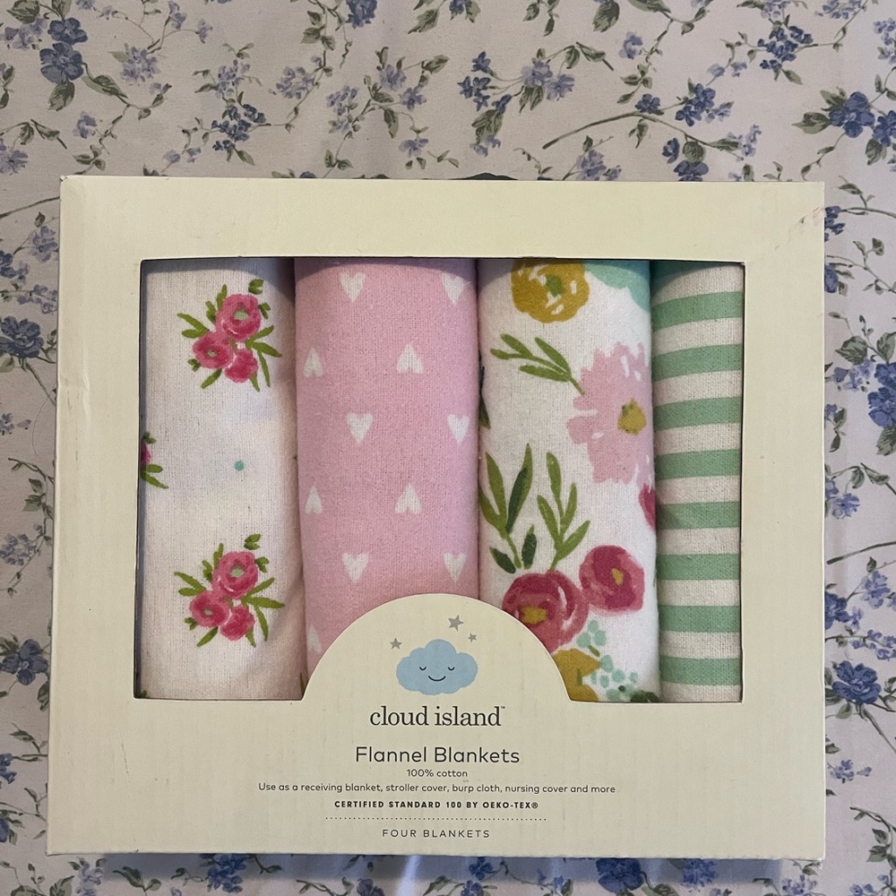 4 baby swaddles